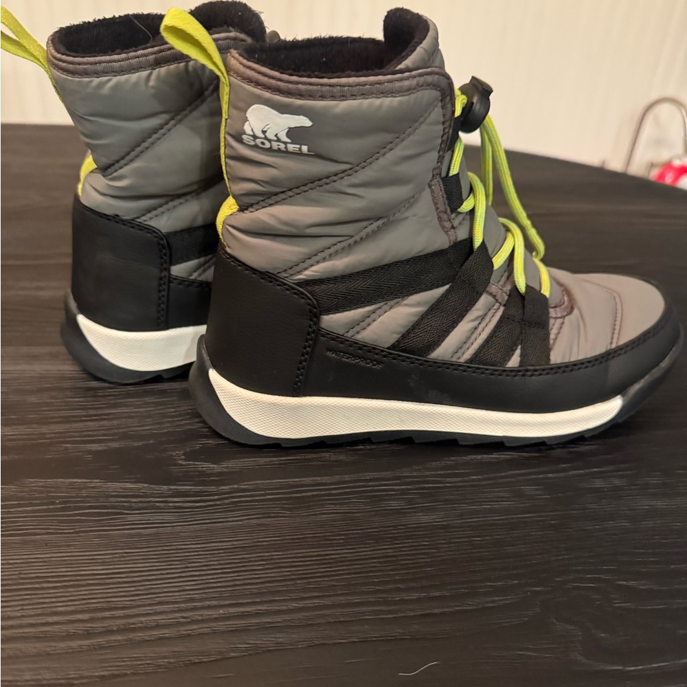 Sorel Kids' Gray and Black Snow Boots with Lime Accents
